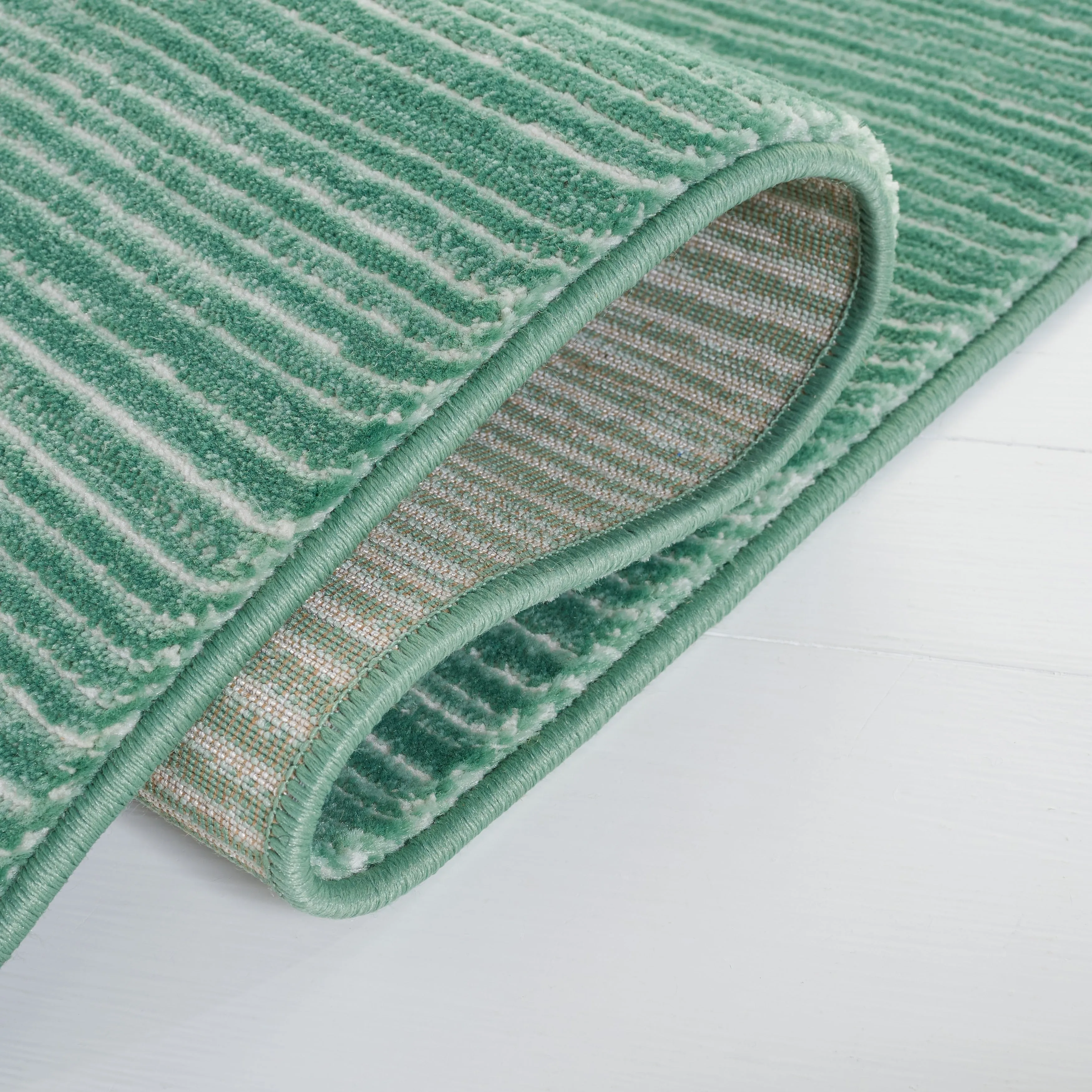 SAFAVIEH Vision Sunanda Modern Ombre Tonal Rug.