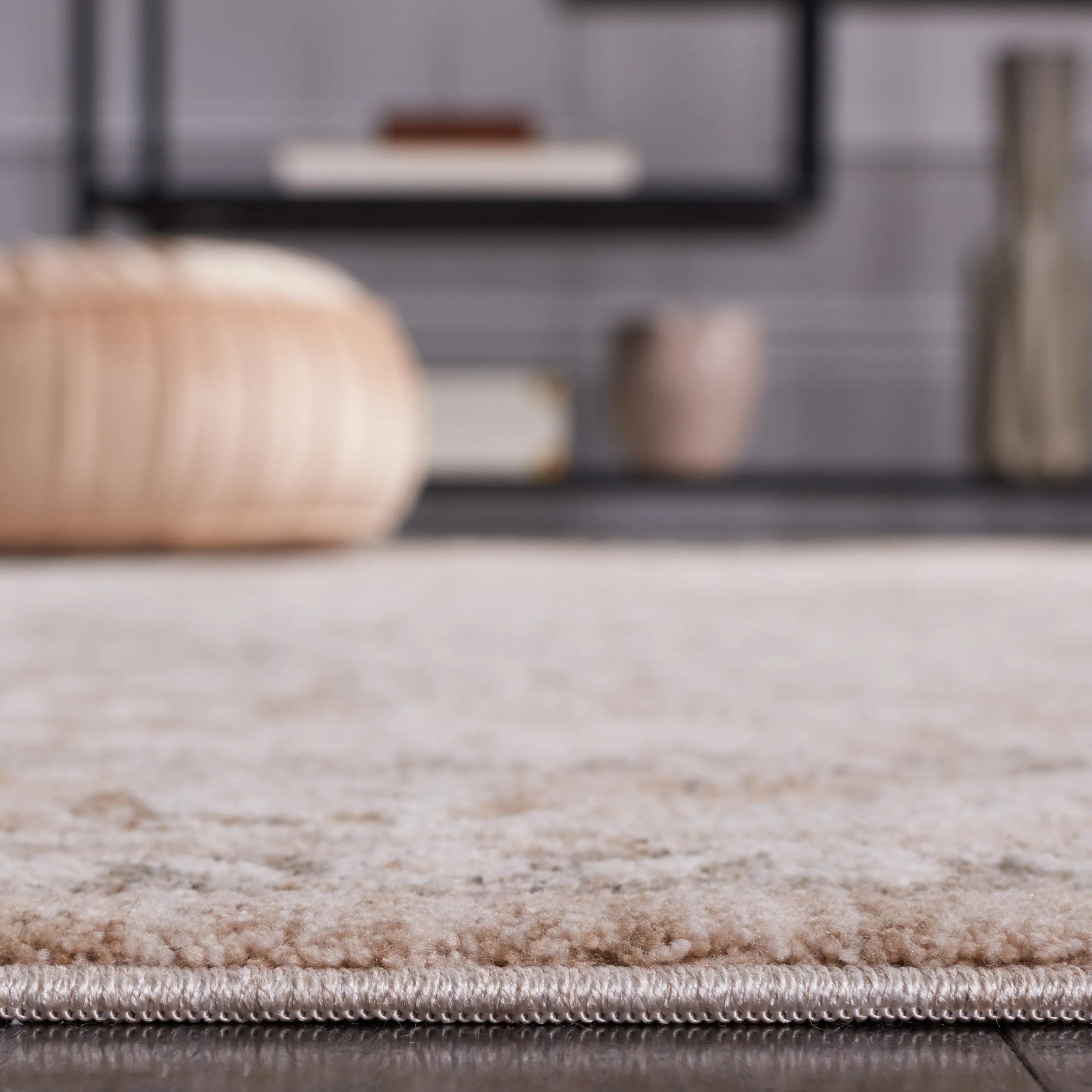 SAFAVIEH Willow Slip Resistant Deema Vintage Oriental Rug