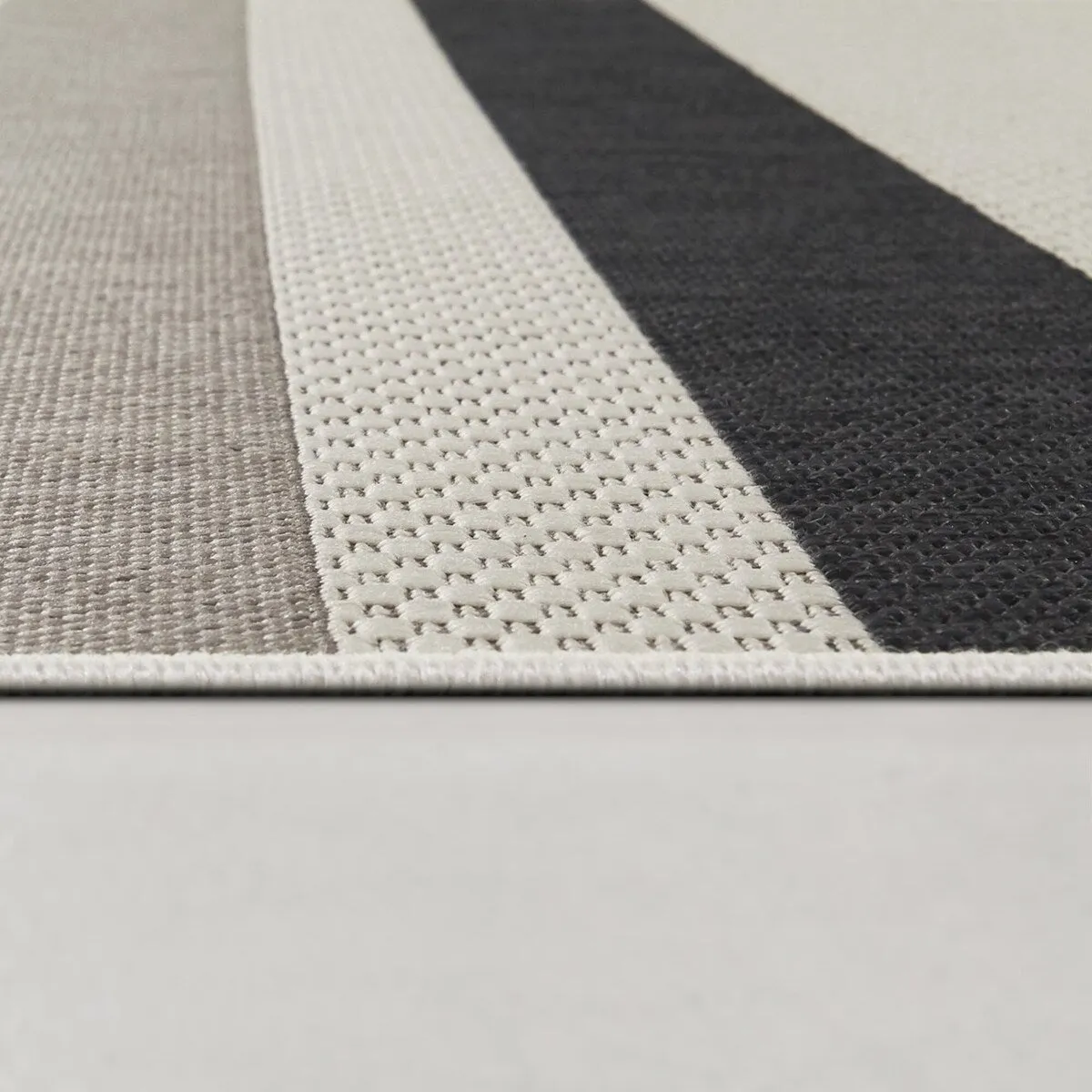 Sandor Modern Striped Indoor/Outdoor Area Rug