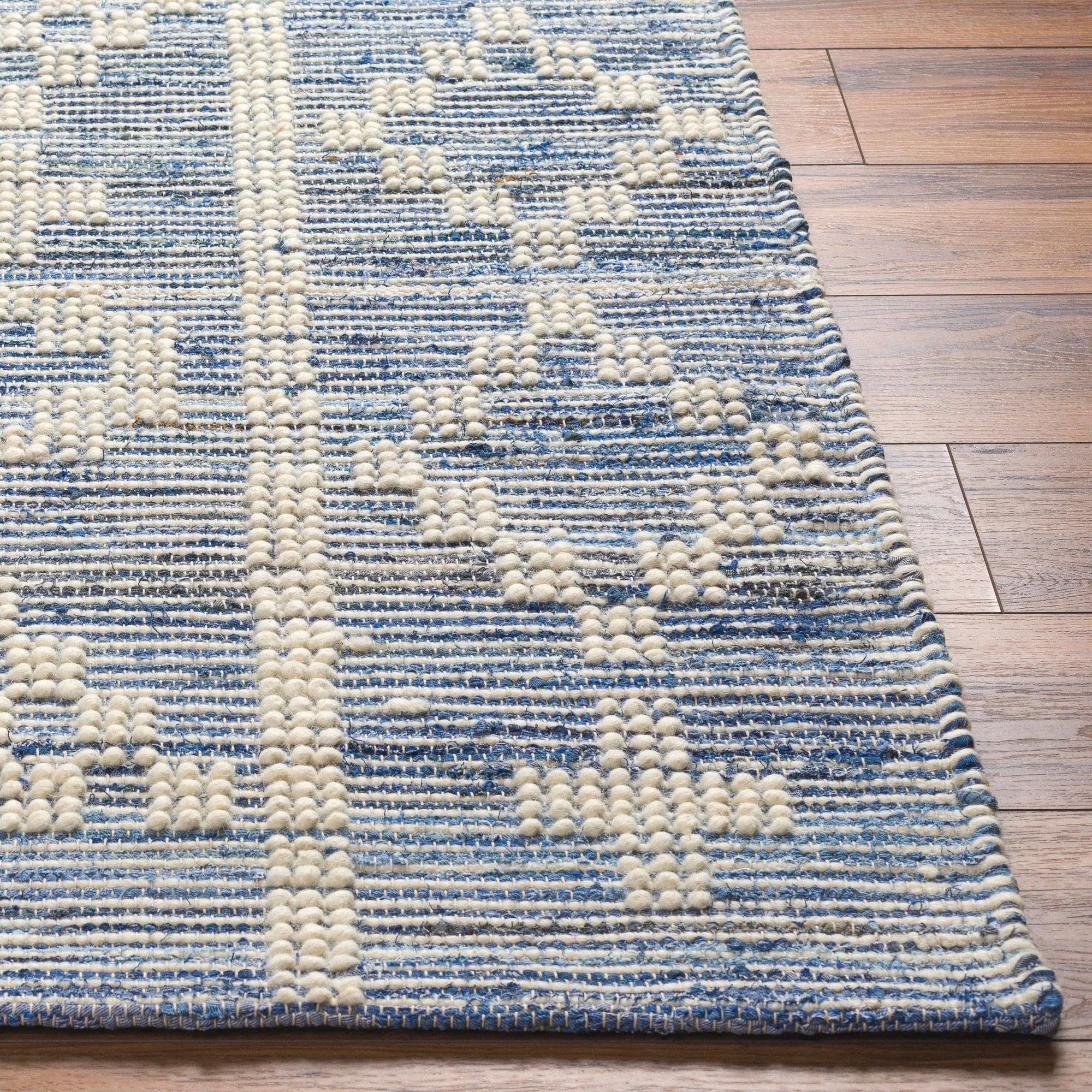 Saredon Handmade Farmhouse Cotton & Wool Area Rug