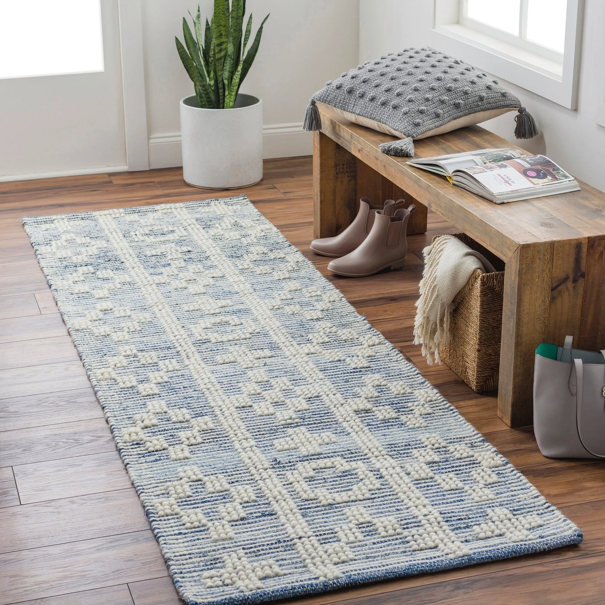 Saredon Handmade Farmhouse Cotton & Wool Area Rug