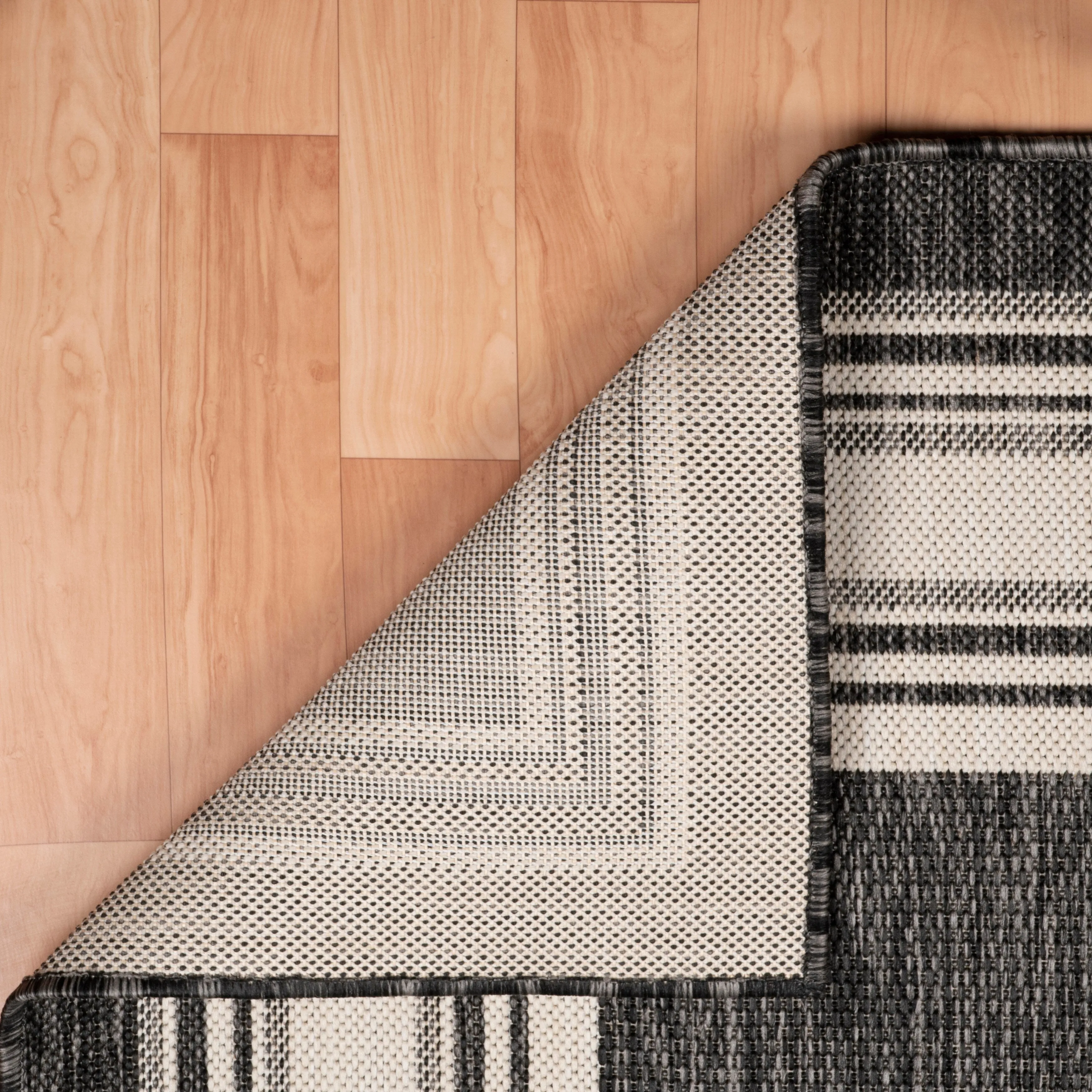 Sevita Framing Striped Bordered Indoor Outdoor Rug