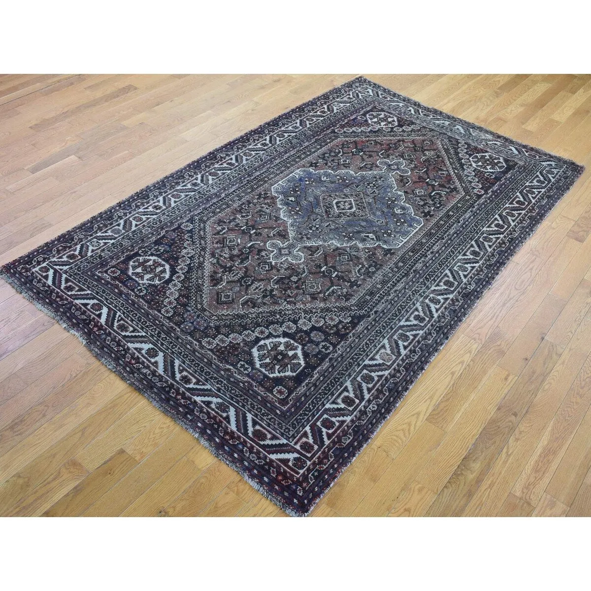 Shahbanu Rugs Light Red Vintage Persian Shiraz with Geometric Medallion Design Hand Knotted Pure Wool Oriental Rug (5'3x8'4)