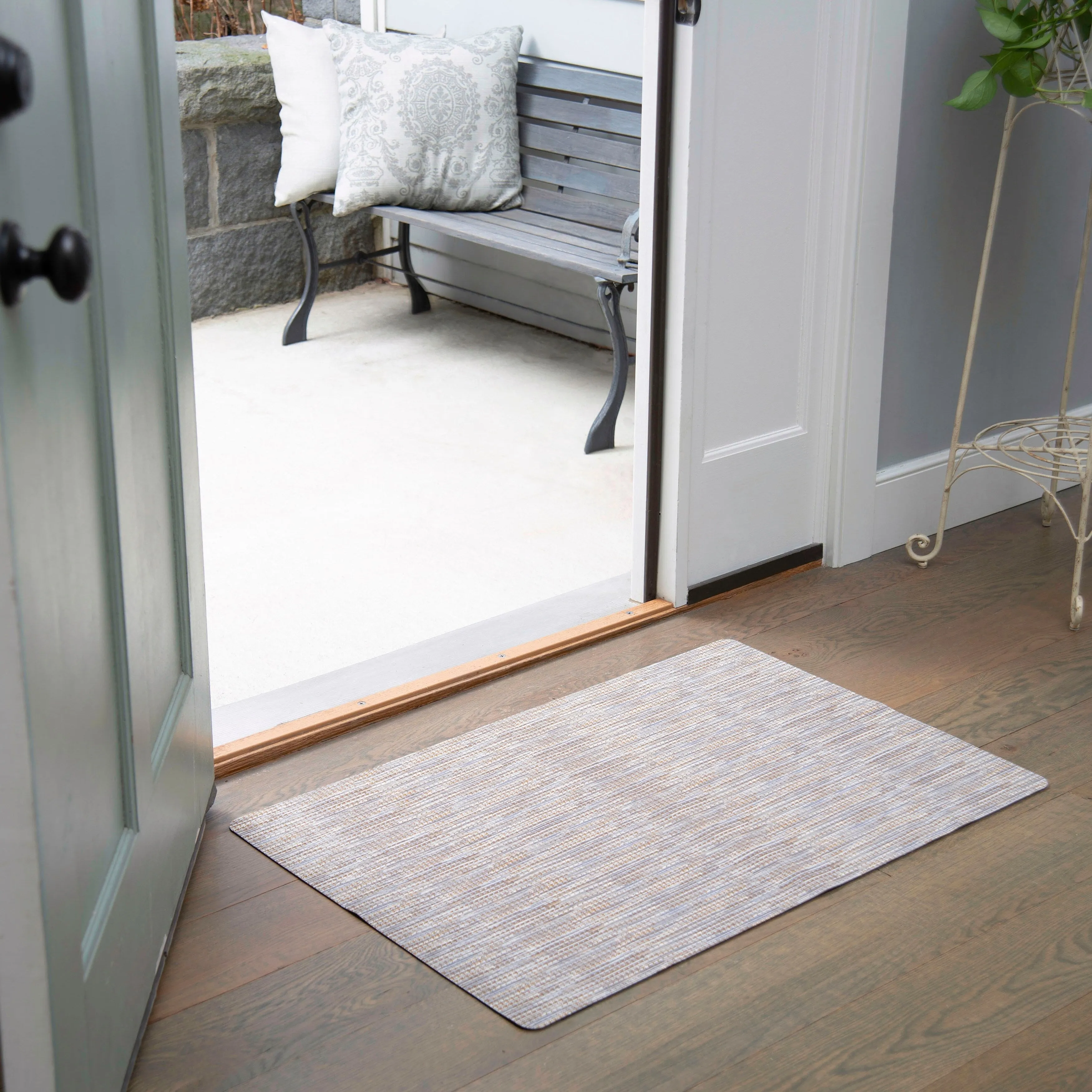 SoHome Smooth Step Houndstooth Machine Washable Utility Mat. 24x35