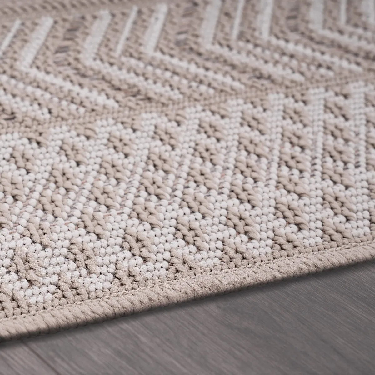 Stain-Resistant Outdoor Rug with Boho Pattern for Patio or Balcony