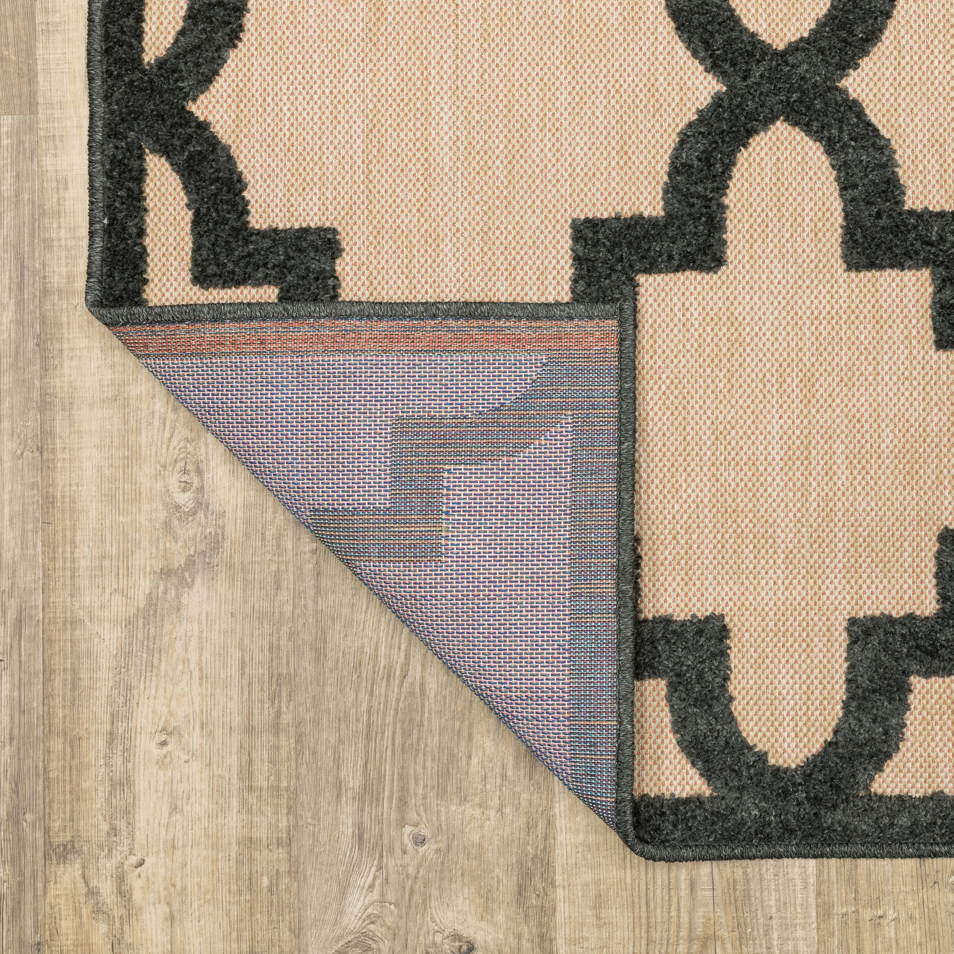 Style Haven Cara Mixed Pile Quatrafoil Lattice Indoor/ Outdoor Area Rug