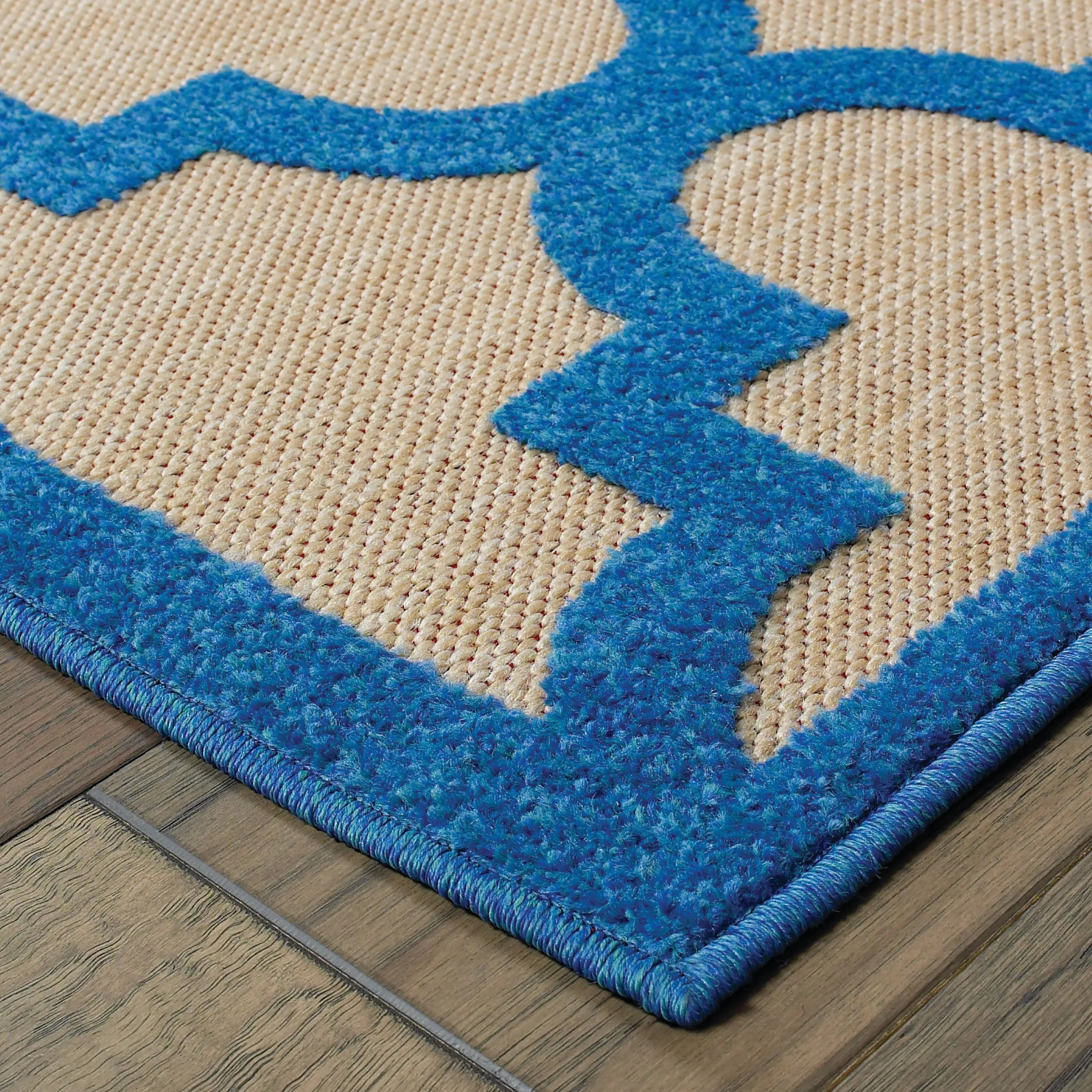 Style Haven Cara Mixed Pile Quatrafoil Lattice Indoor/ Outdoor Area Rug