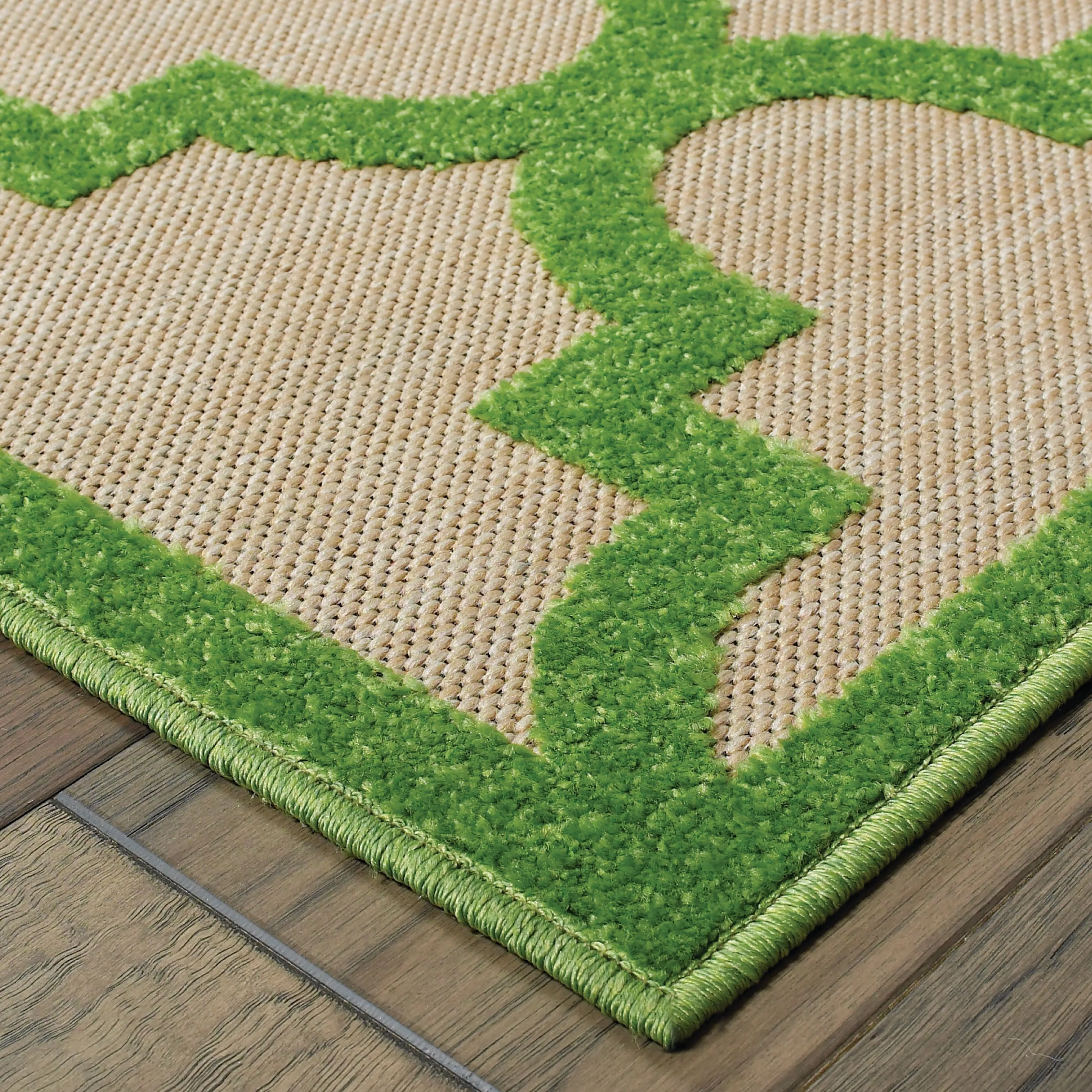 Style Haven Cara Mixed Pile Quatrafoil Lattice Indoor/ Outdoor Area Rug