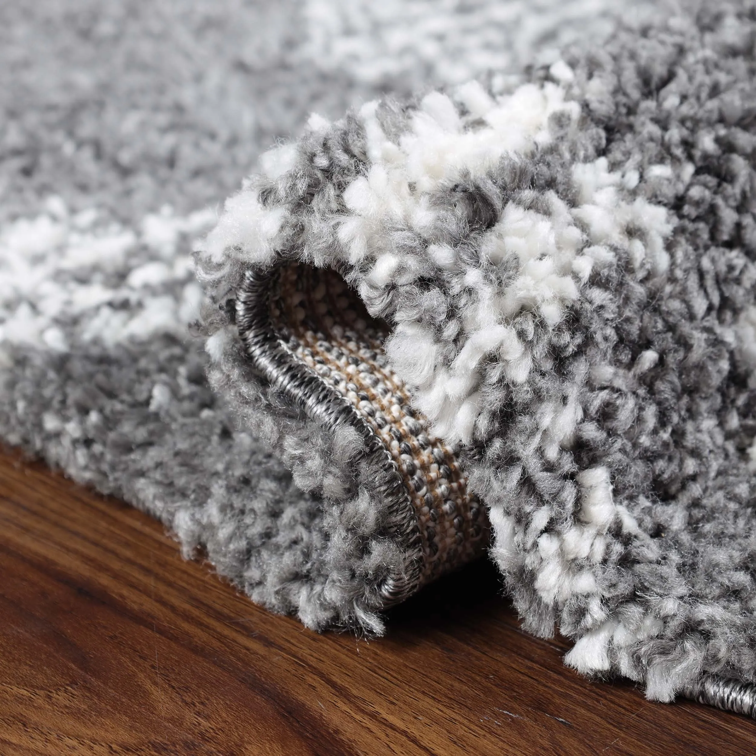 Superior Bohemian Geometric Indoor Plush Shag Area Rug with Tassels
