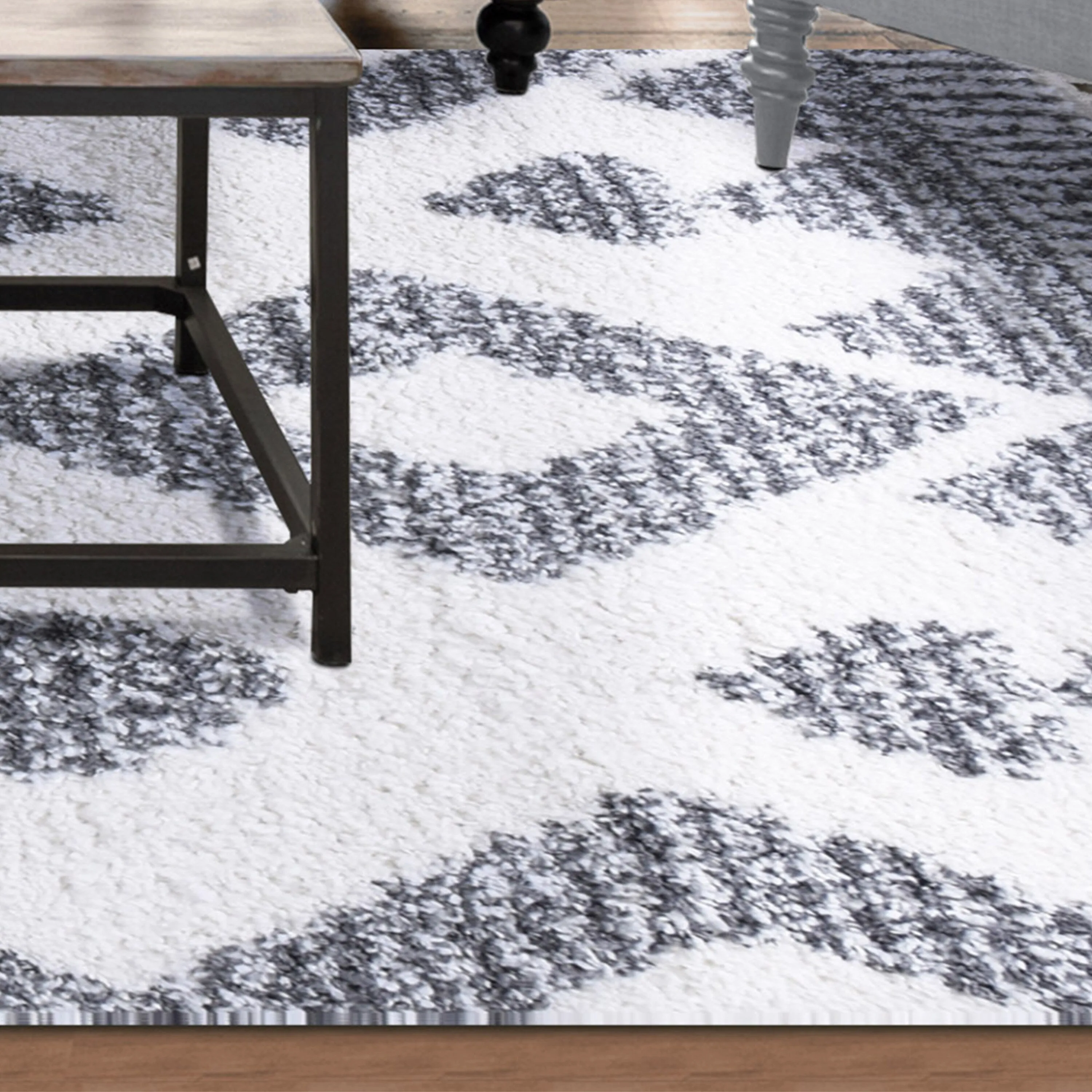 Superior Bohemian Geometric Indoor Plush Shag Area Rug with Tassels