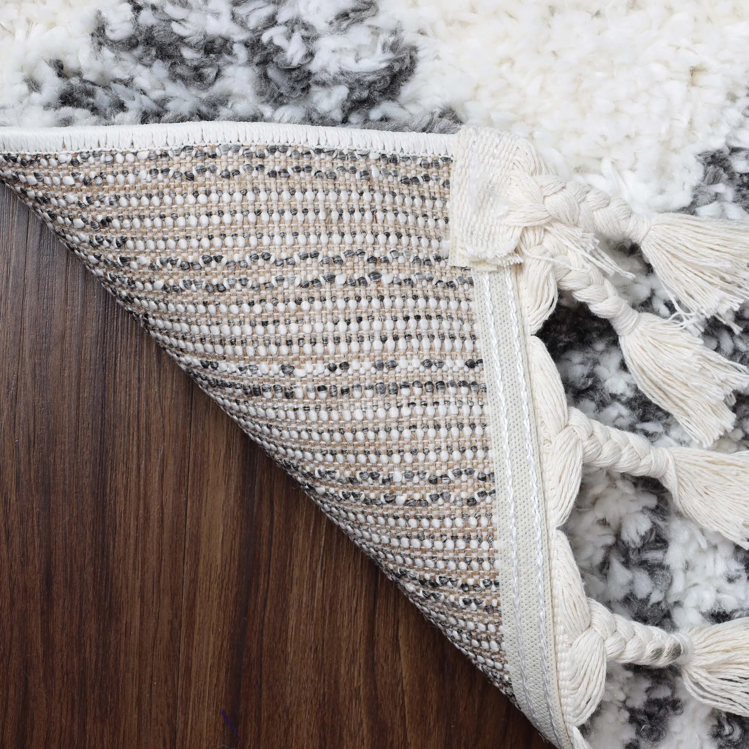 Superior Bohemian Geometric Indoor Plush Shag Area Rug with Tassels