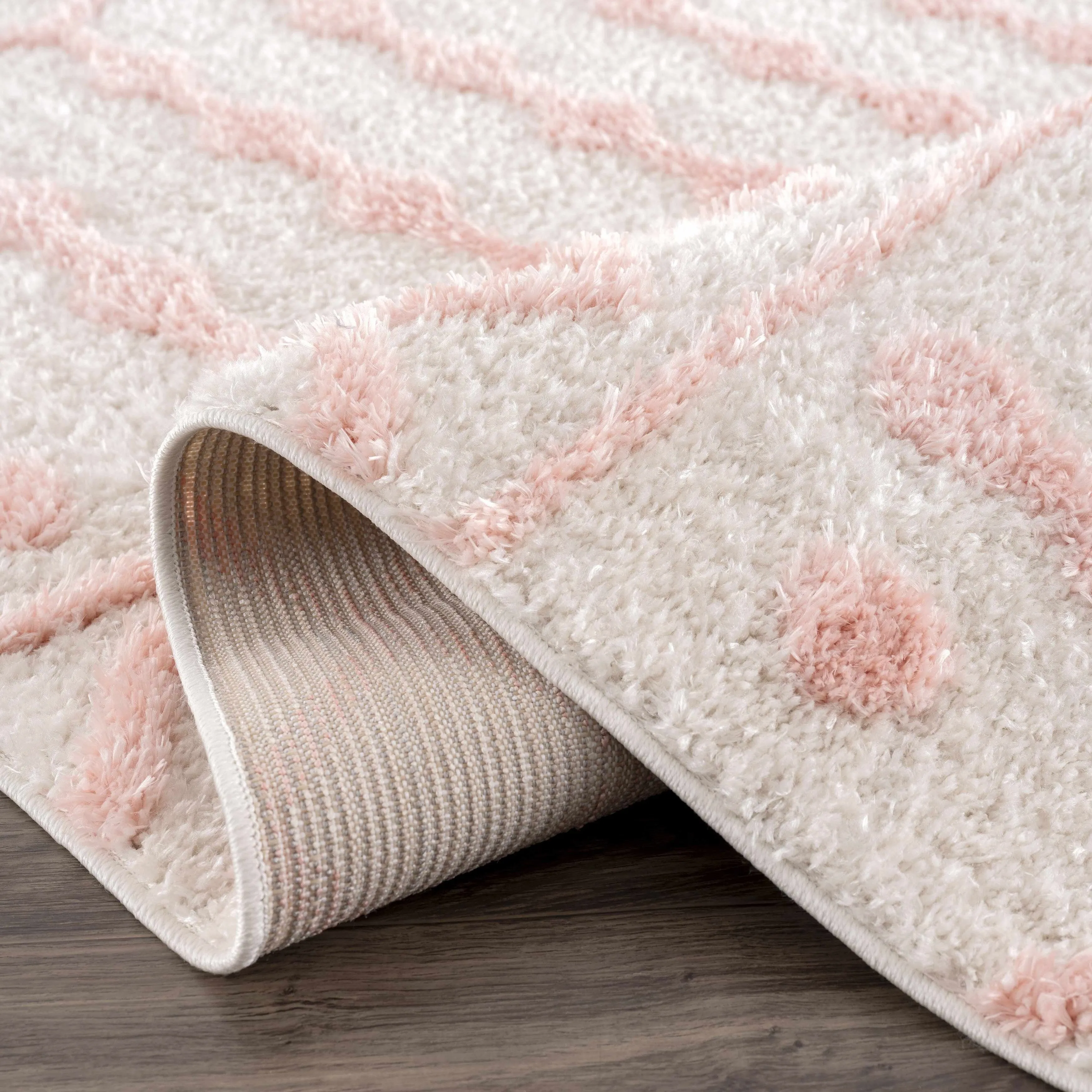 Tilos Moroccan Trellis Farmhouse Shag Area Rug