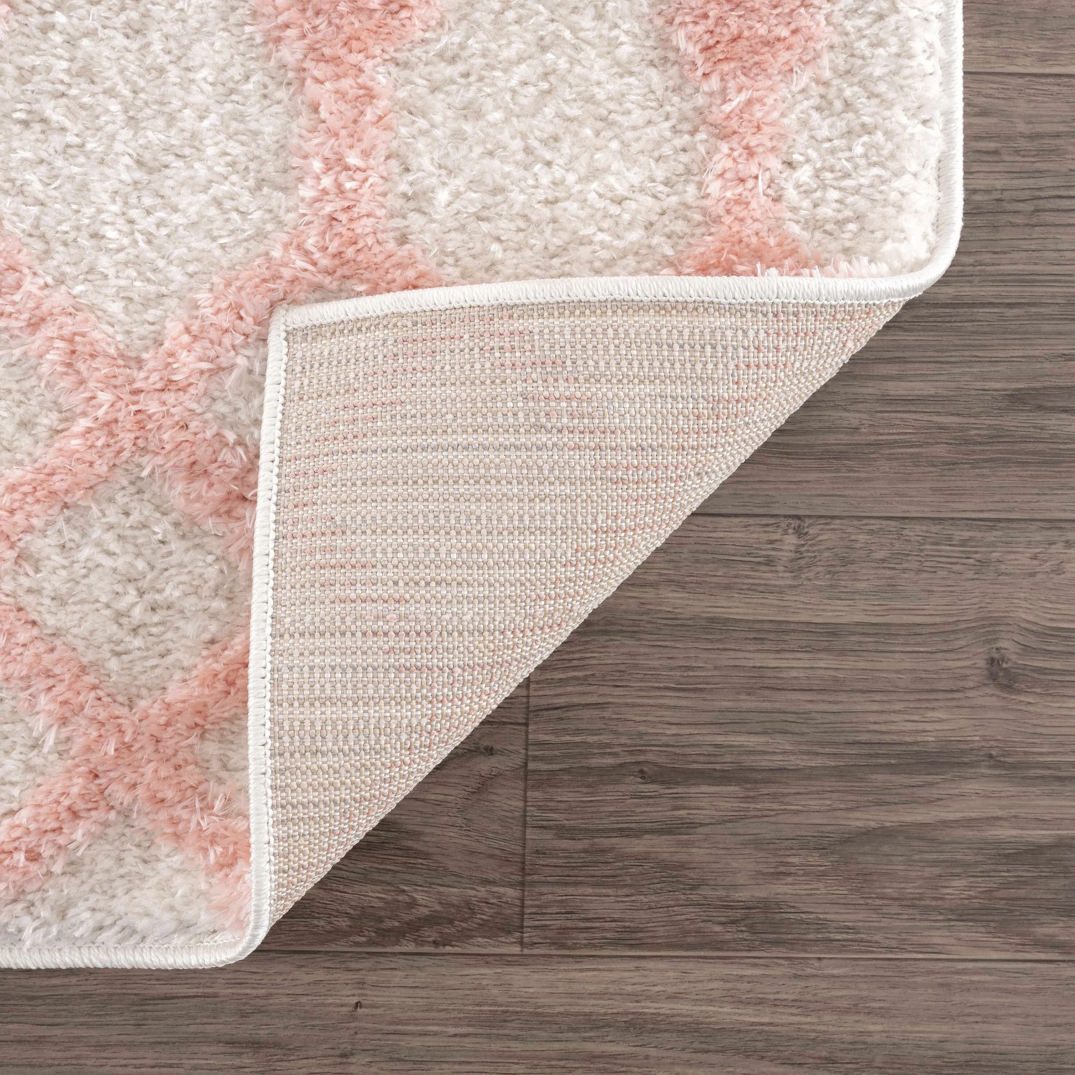 Tilos Moroccan Trellis Farmhouse Shag Area Rug
