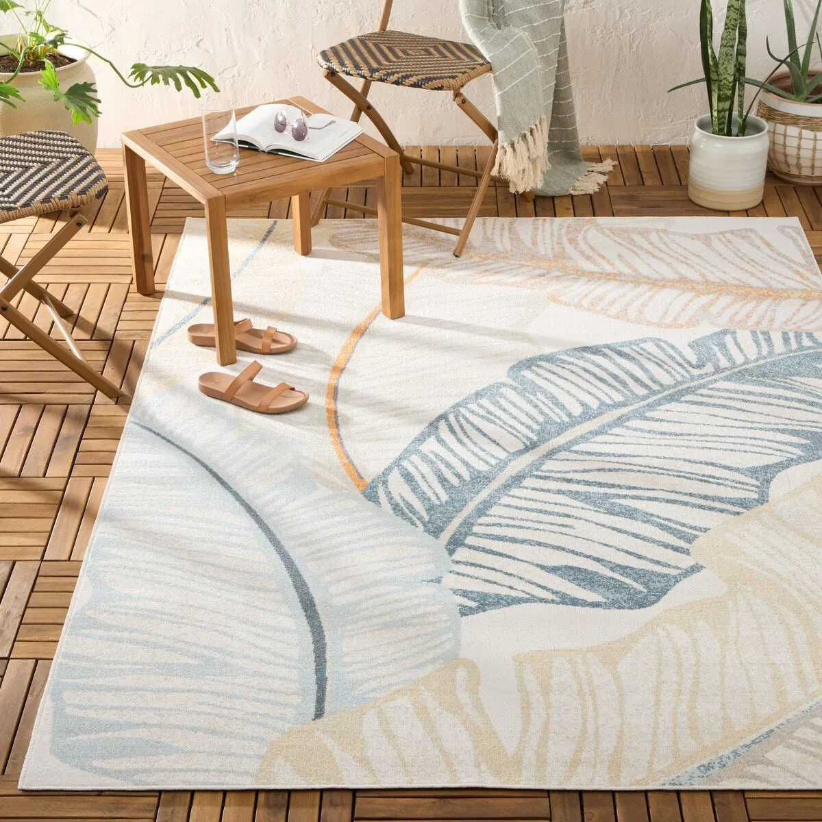 TOMMY BAHAMA Cay Palm Fronds Indoor Outdoor Area Rug. Leaf Coastal Design. UV Fade Resistant