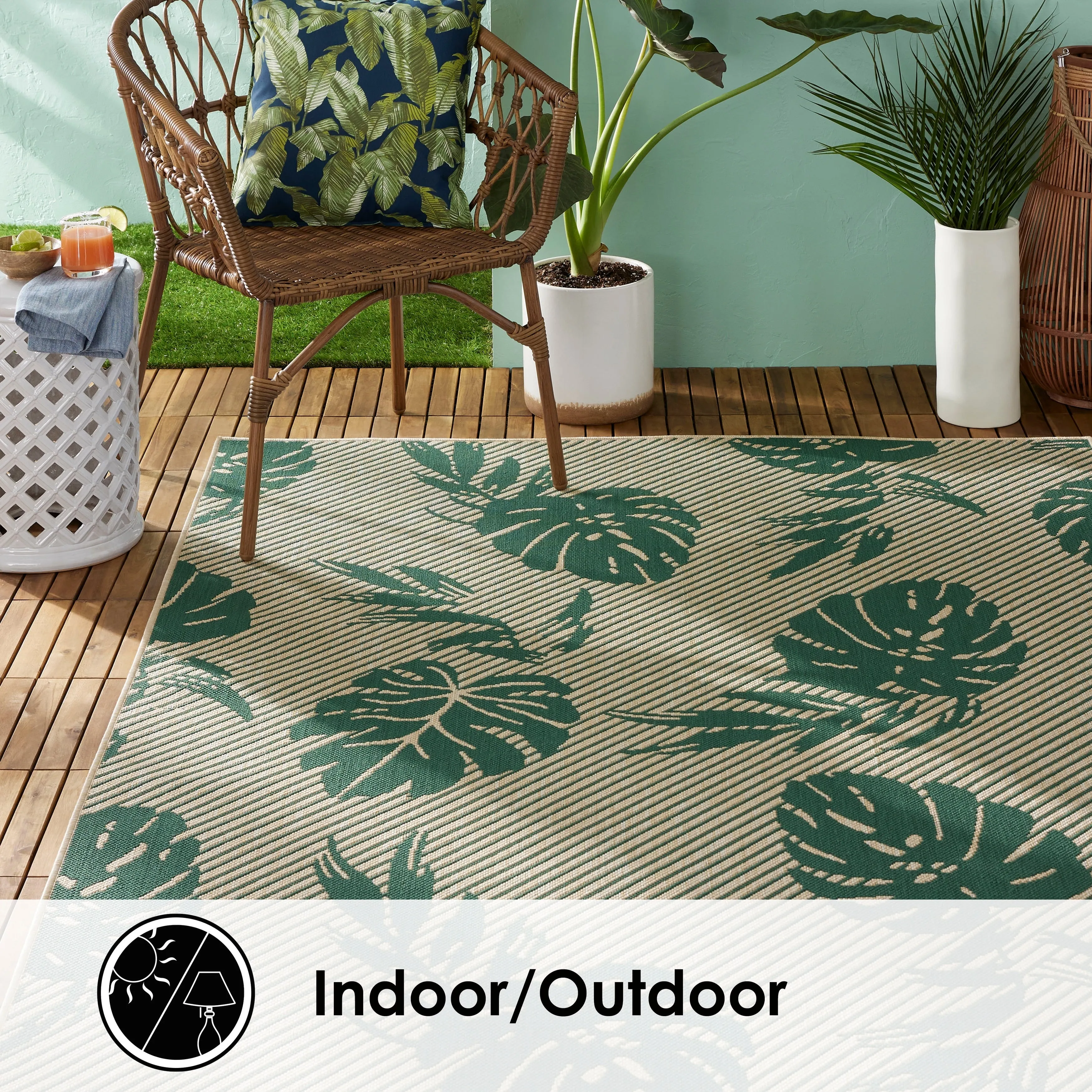 Tommy Bahama Palm Coastal Indoor/Outdoor Area Rug