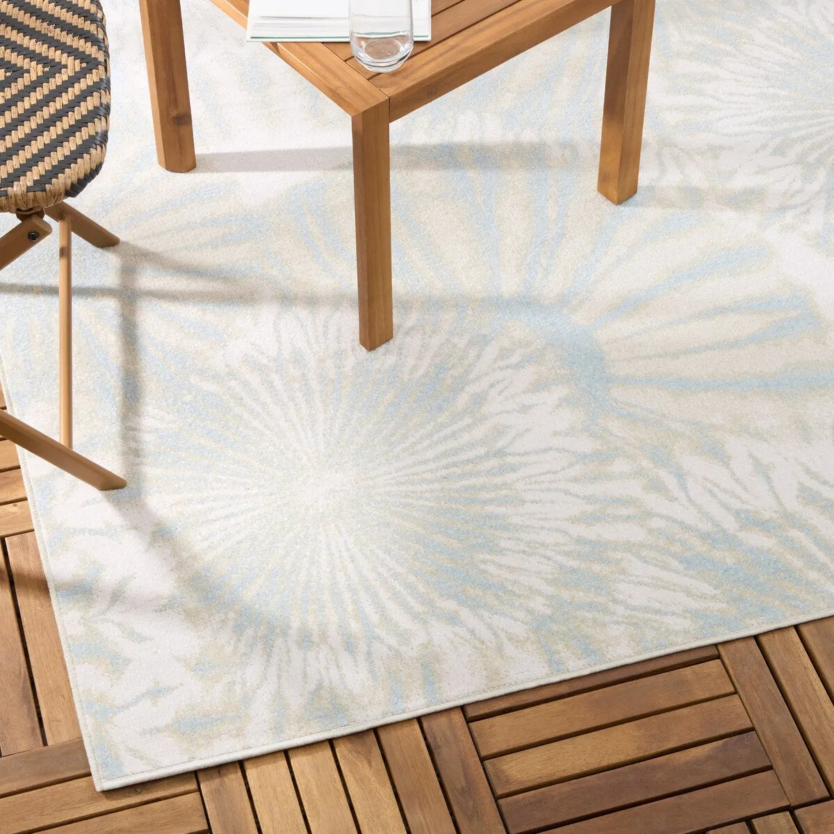 TOMMY BAHAMA Shibori Summer Tie Dye Indoor Outdoor Area Rug. Tie Dye Modern Design. UV Fade Resistant