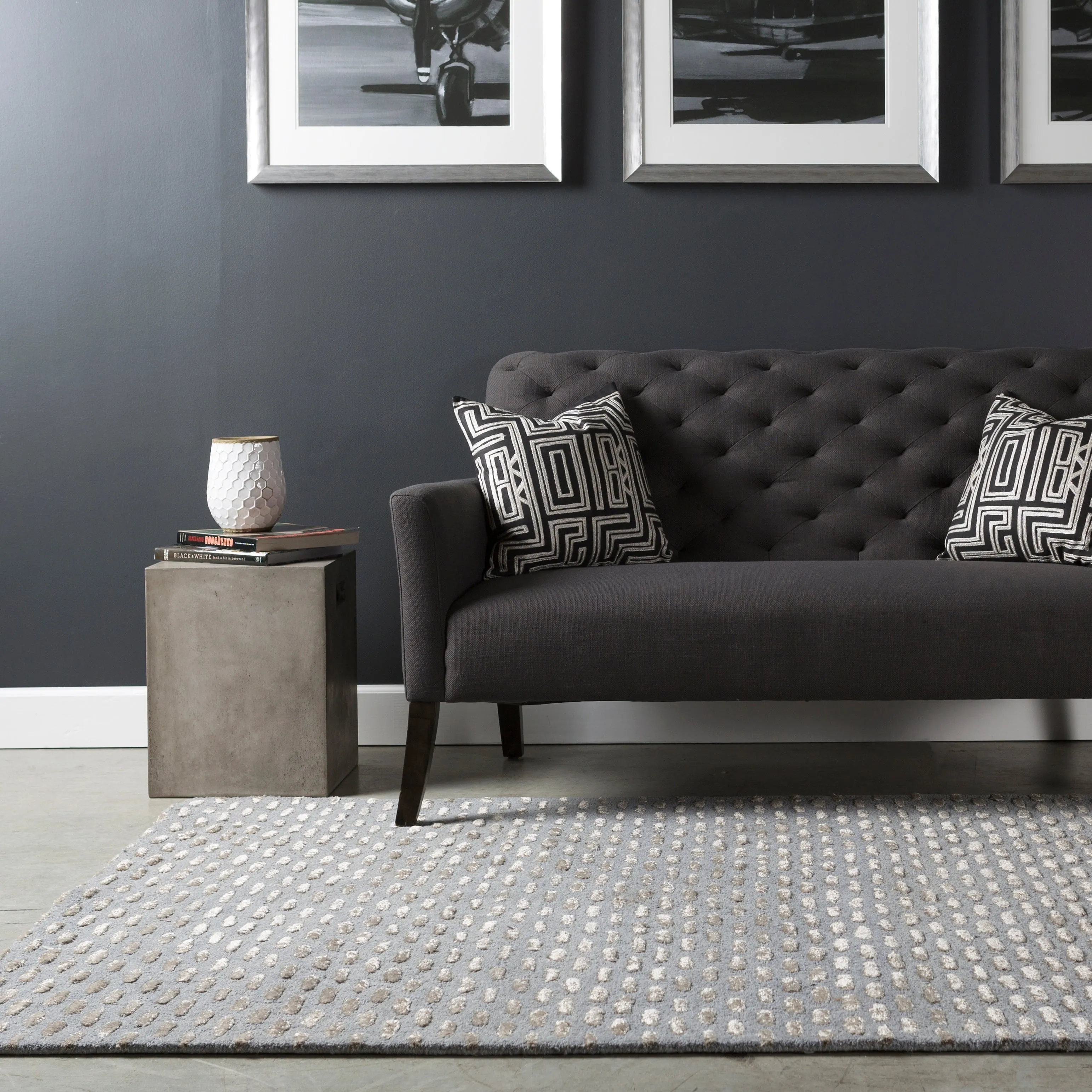 Towallum Handmade Wool & Viscose Area Rug