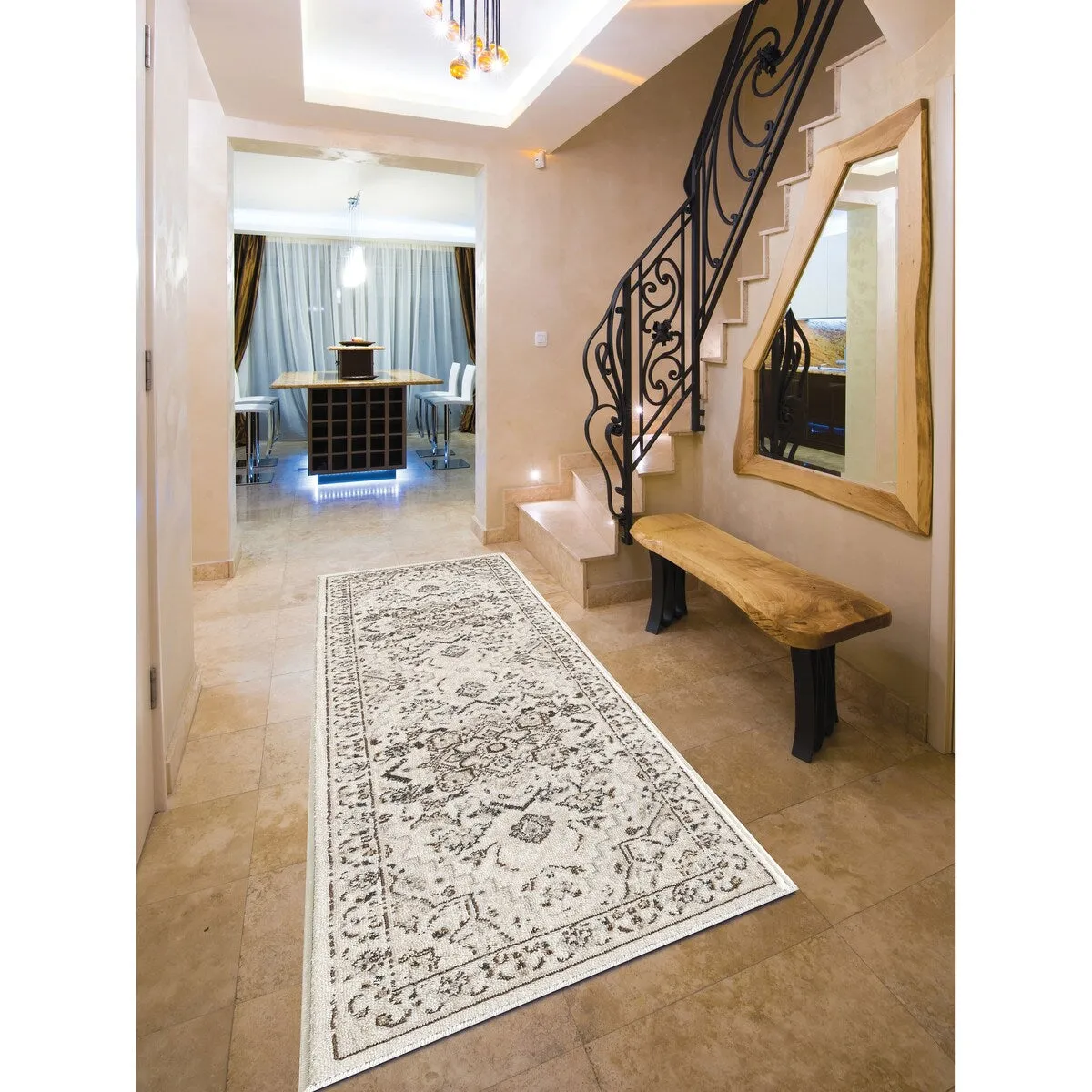Traditional Cream/Beige Oriental Area Rug