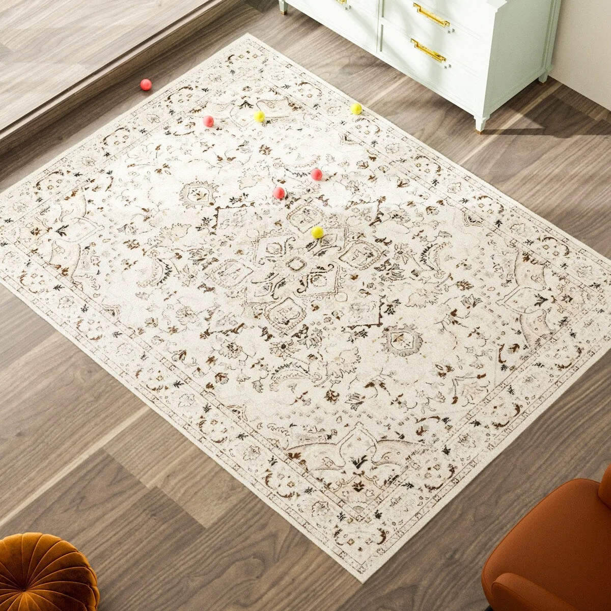 Traditional Cream/Beige Oriental Area Rug