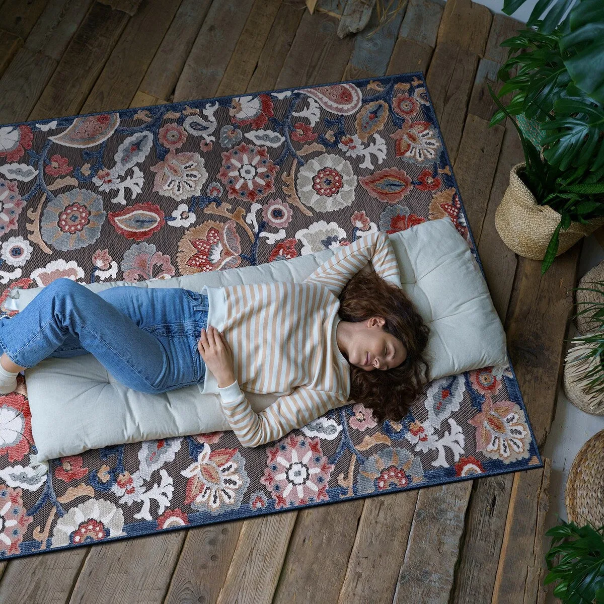 VILLADECOR Spread Indoor Outdoor Area Rug Low High Pile Rugs For Patio