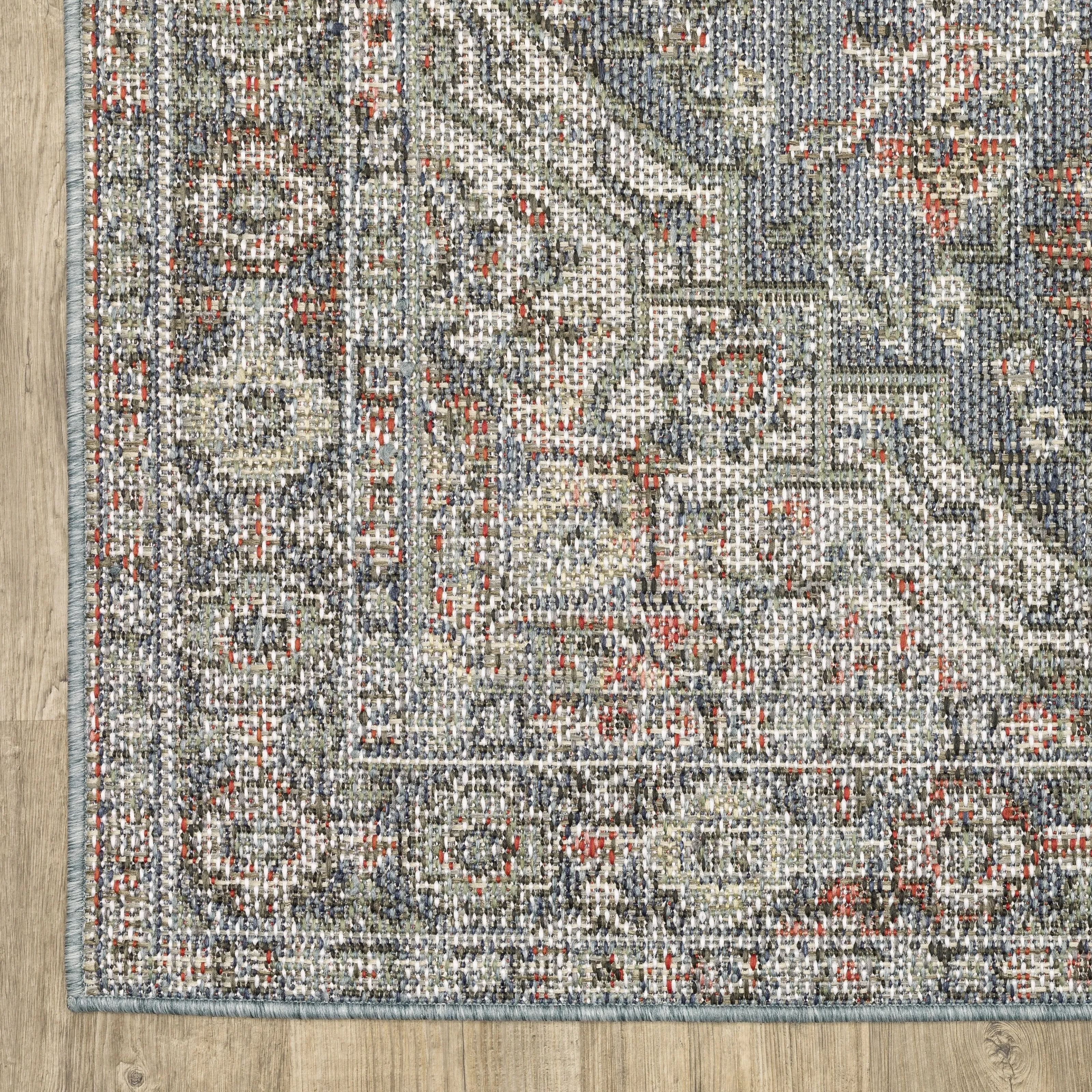Vista Home Calla Traditional Medallion Grey/ Multi Indoor/Outdoor Area Rug