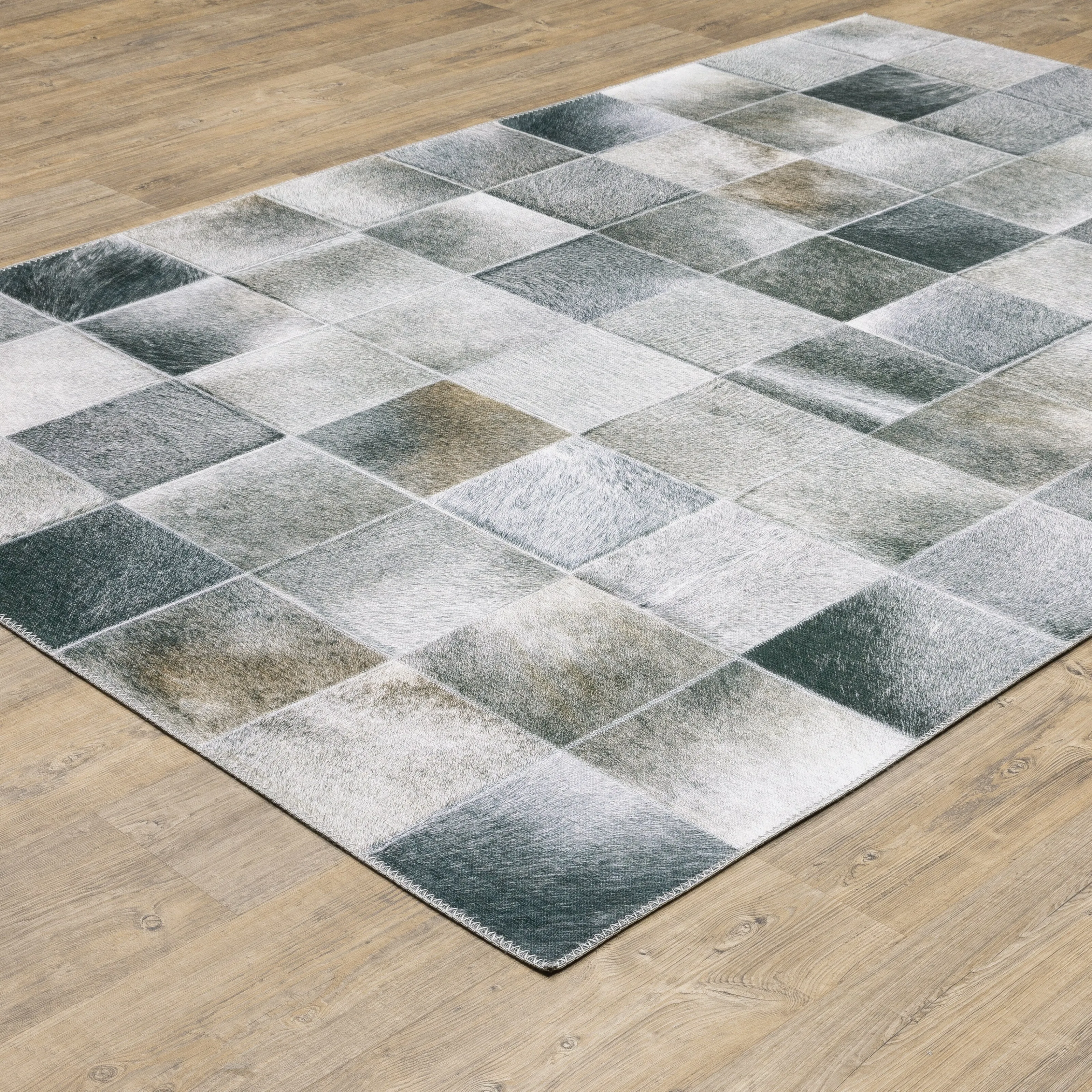 Vista Home Montreux Geometric Animal Print Gray Area Rug