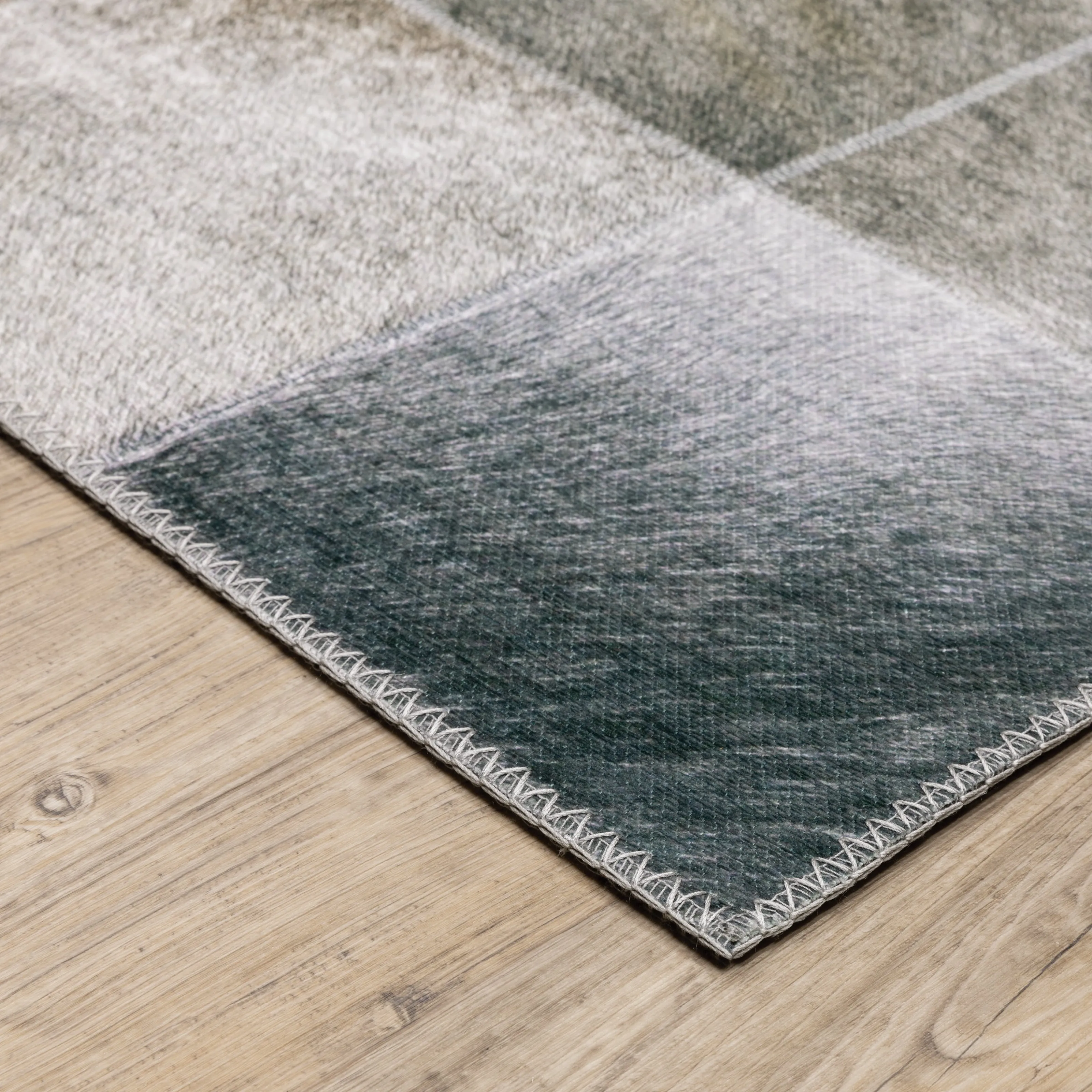 Vista Home Montreux Geometric Animal Print Gray Area Rug