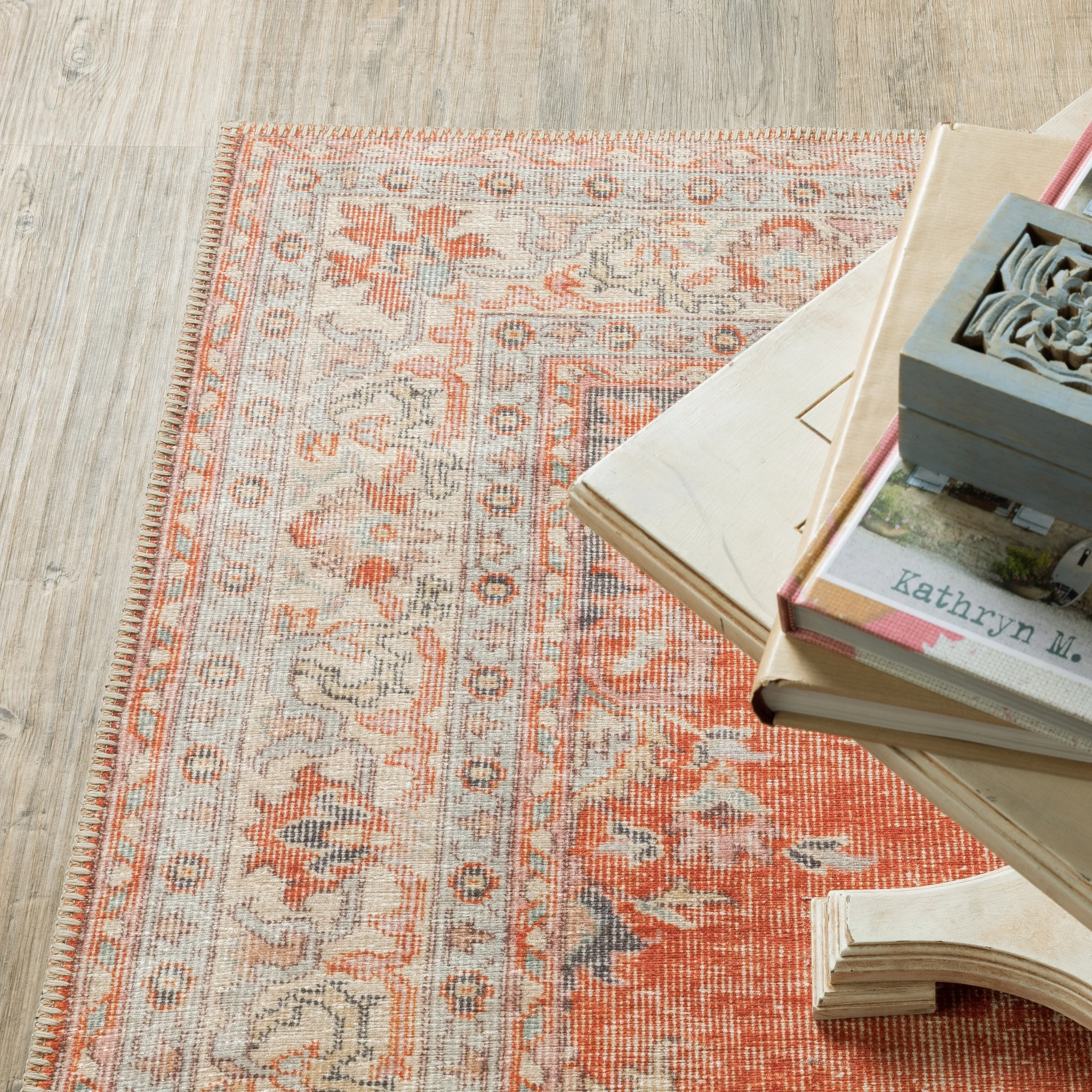 Vista Home Savannah Faded Medallion Red/ Grey Area Rug