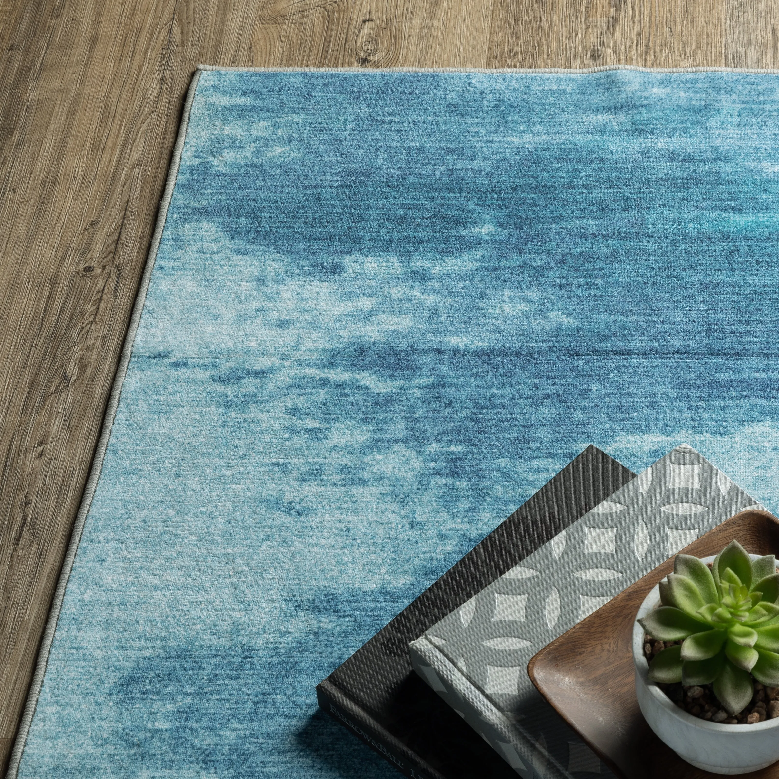 Vista Home Sunderland Abstract Sky Washable Blue/ Ivory Area Rug