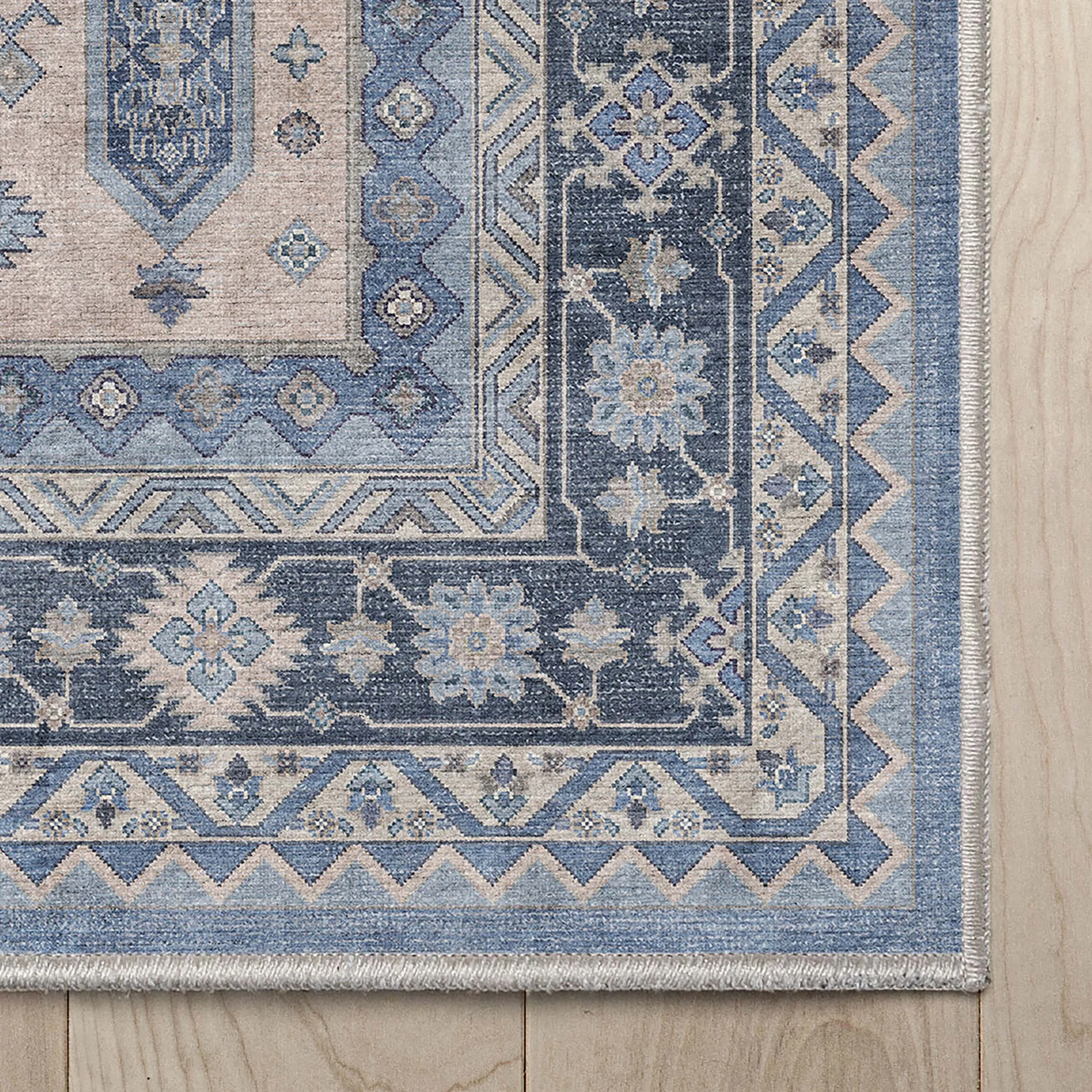 Well Woven Apollo Nicosia Medallion Flat-Weave Machine Washable Area Rug