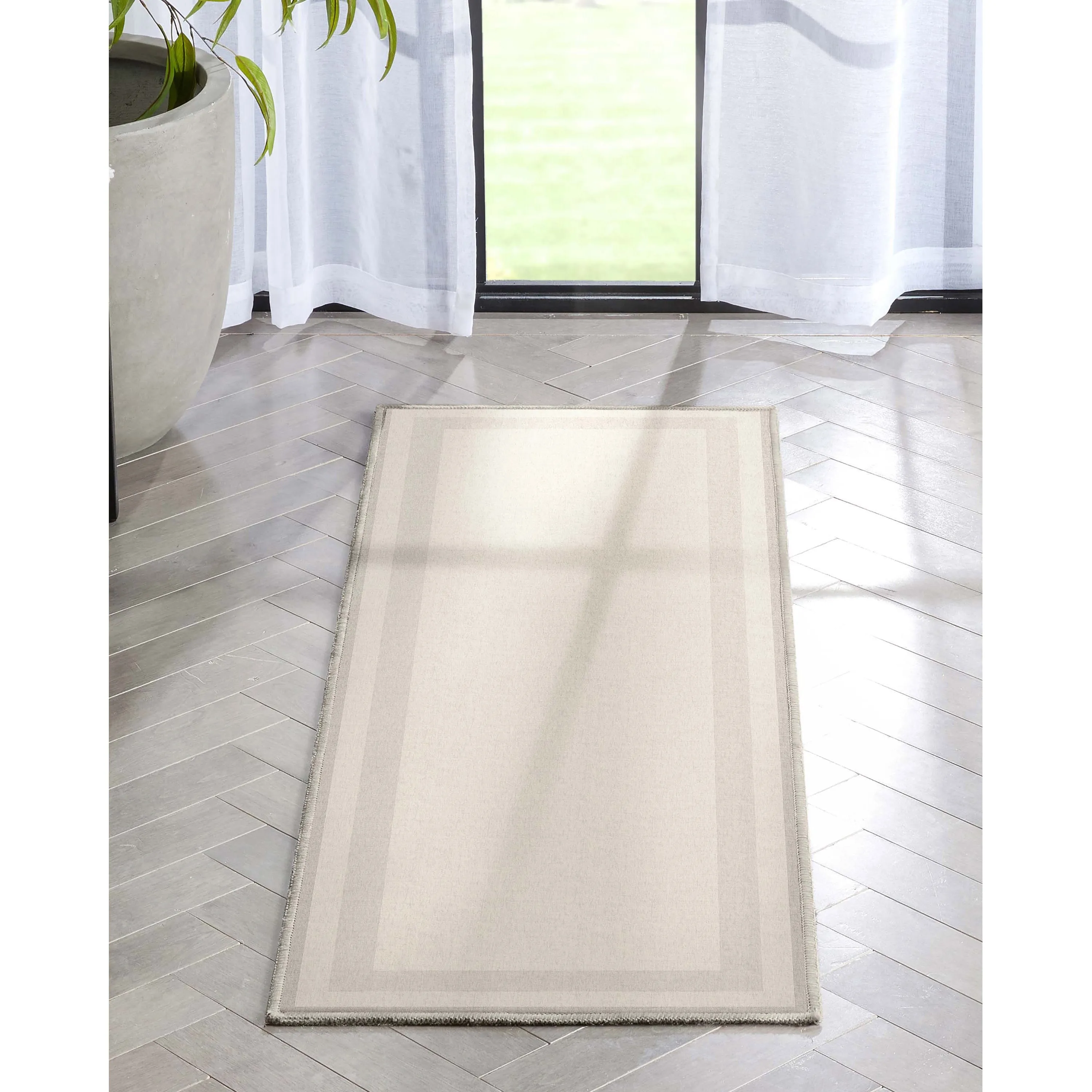 Well Woven Plain Border Flat-Weave Area Rug