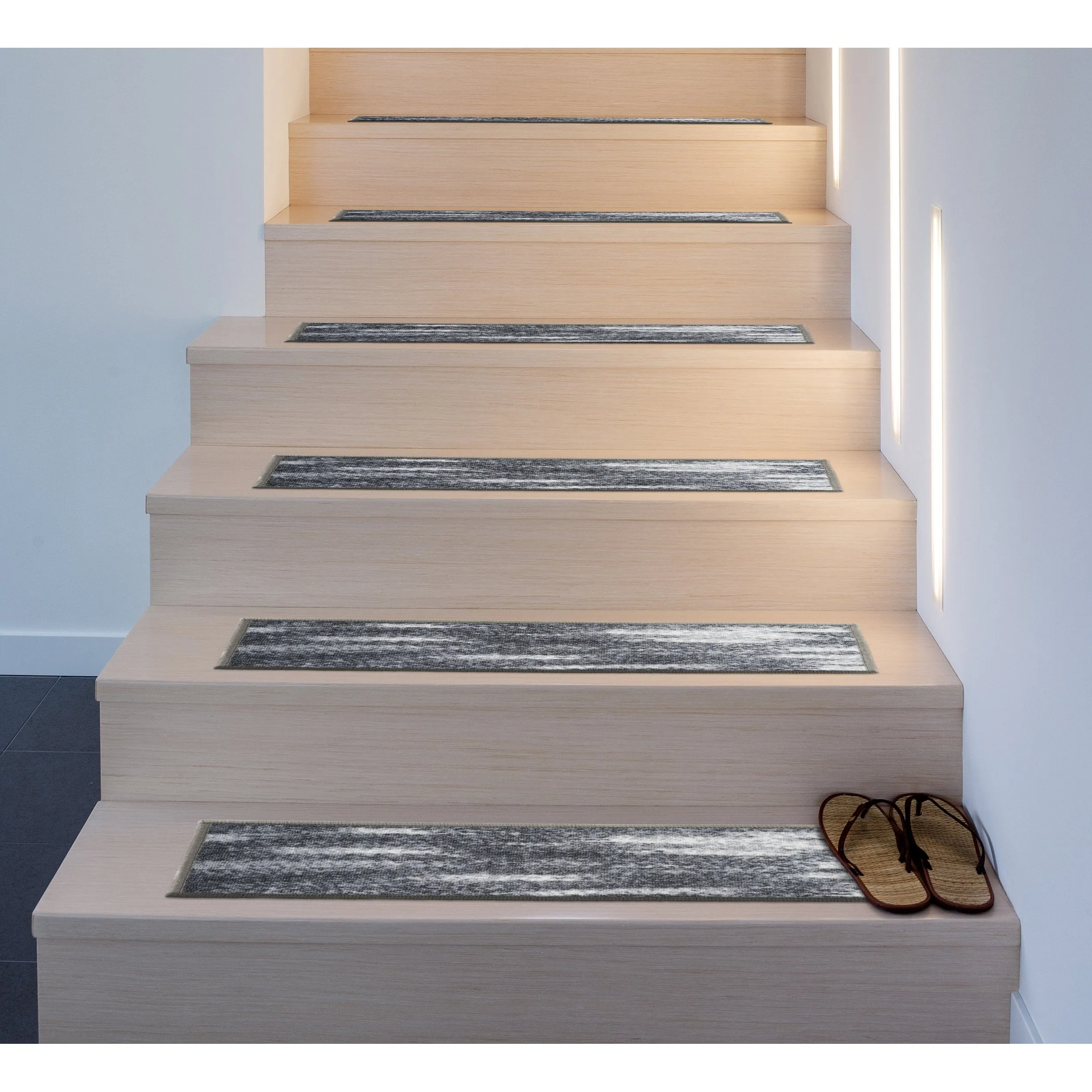 World Rug Gallery Distressed Abstract Non-Slip Stair Treads