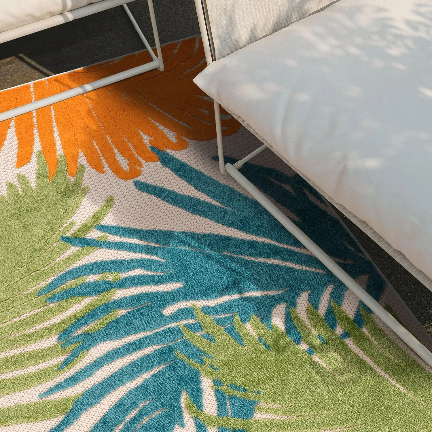 World Rug Gallery Tropical Floral Indoor/Outdoor Area Rug