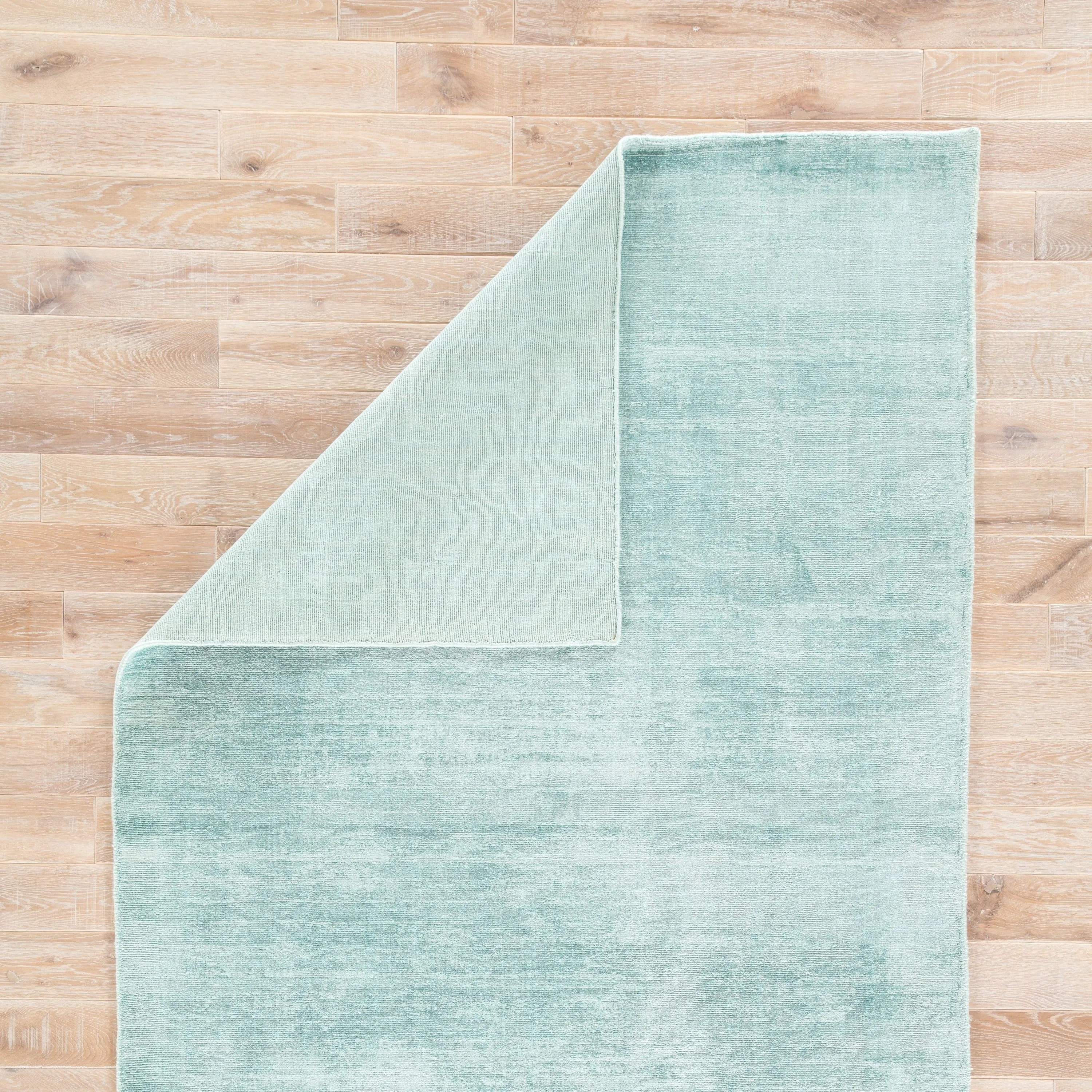 Yasmin Handmade Solid Area Rug
