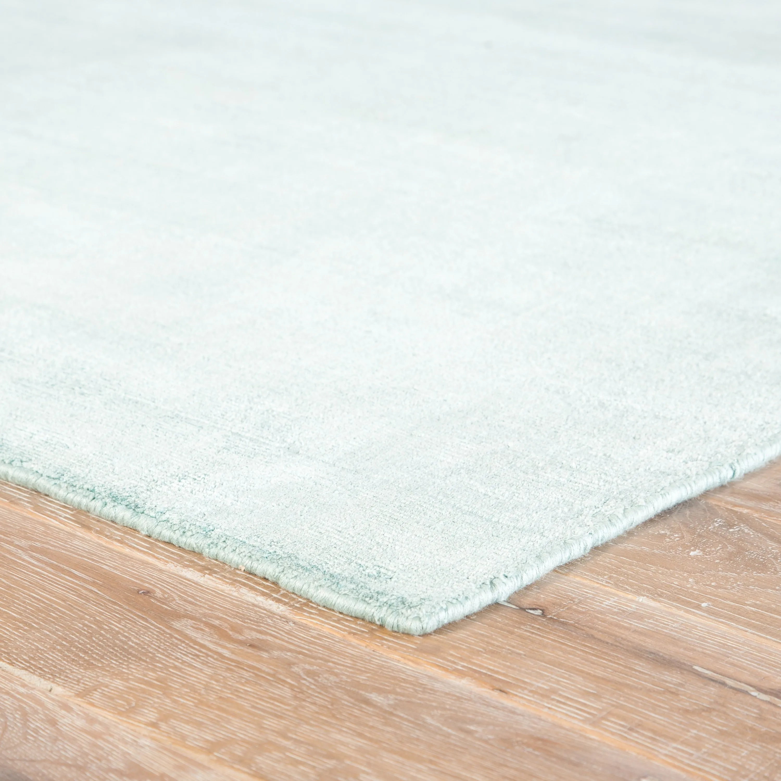 Yasmin Handmade Solid Area Rug